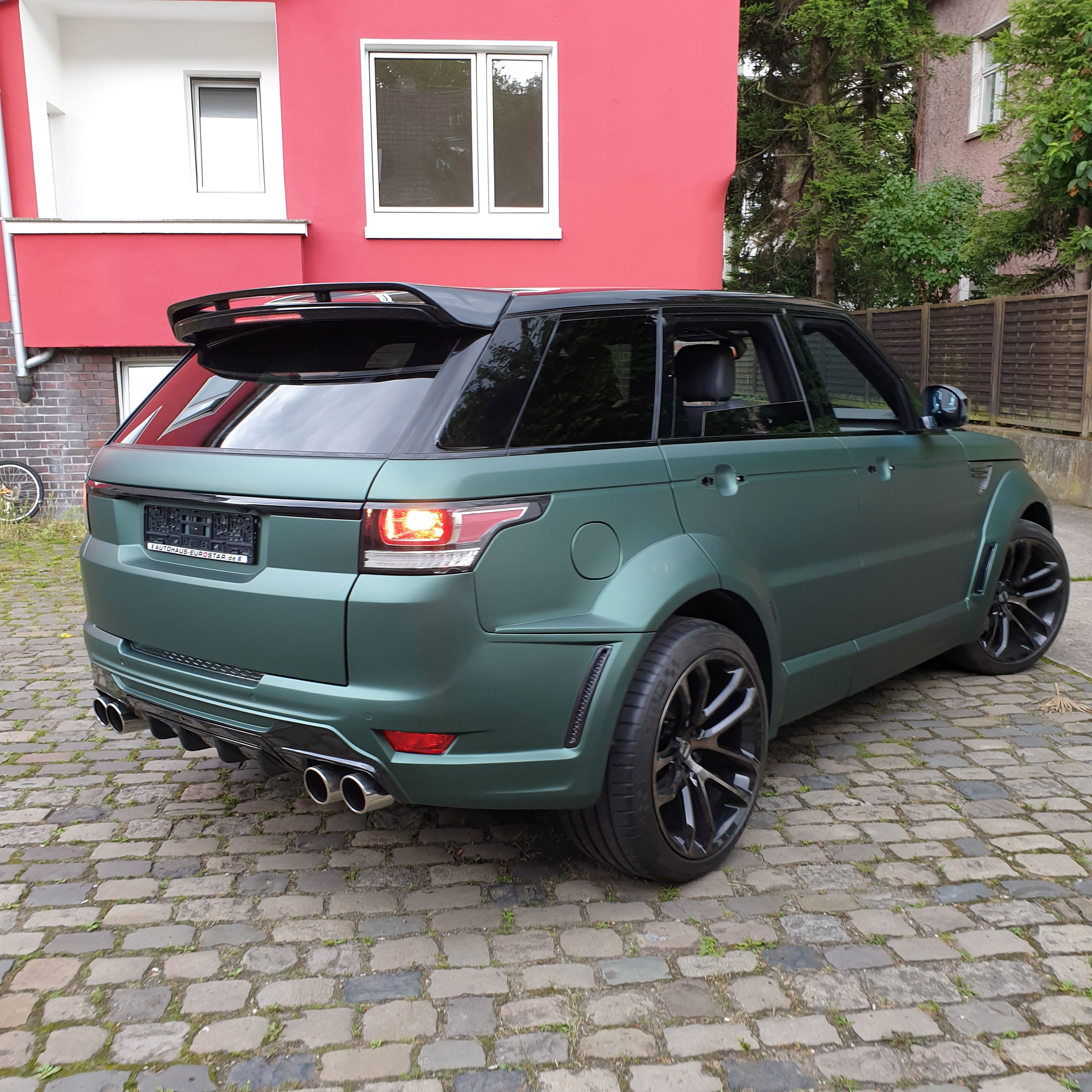 Range Rover Pine Green Lumma Design Wrap