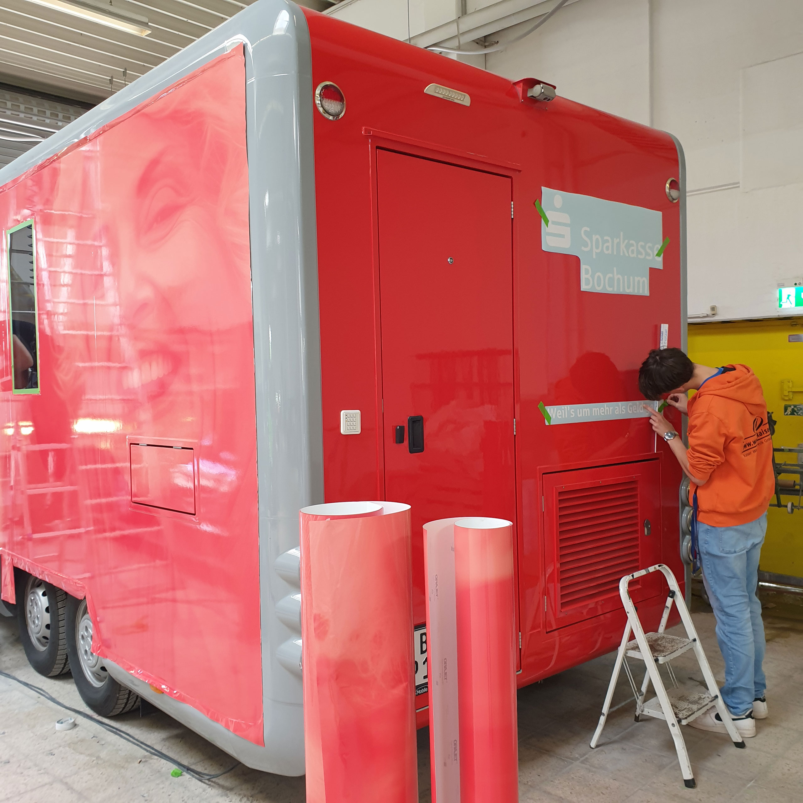 Sonderfahrzeugfolierung Sparkasse Mobil